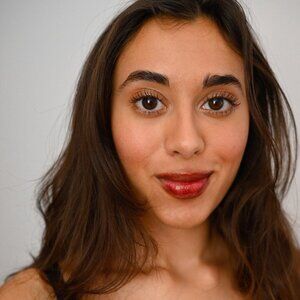 Meet your Posher, Alaina